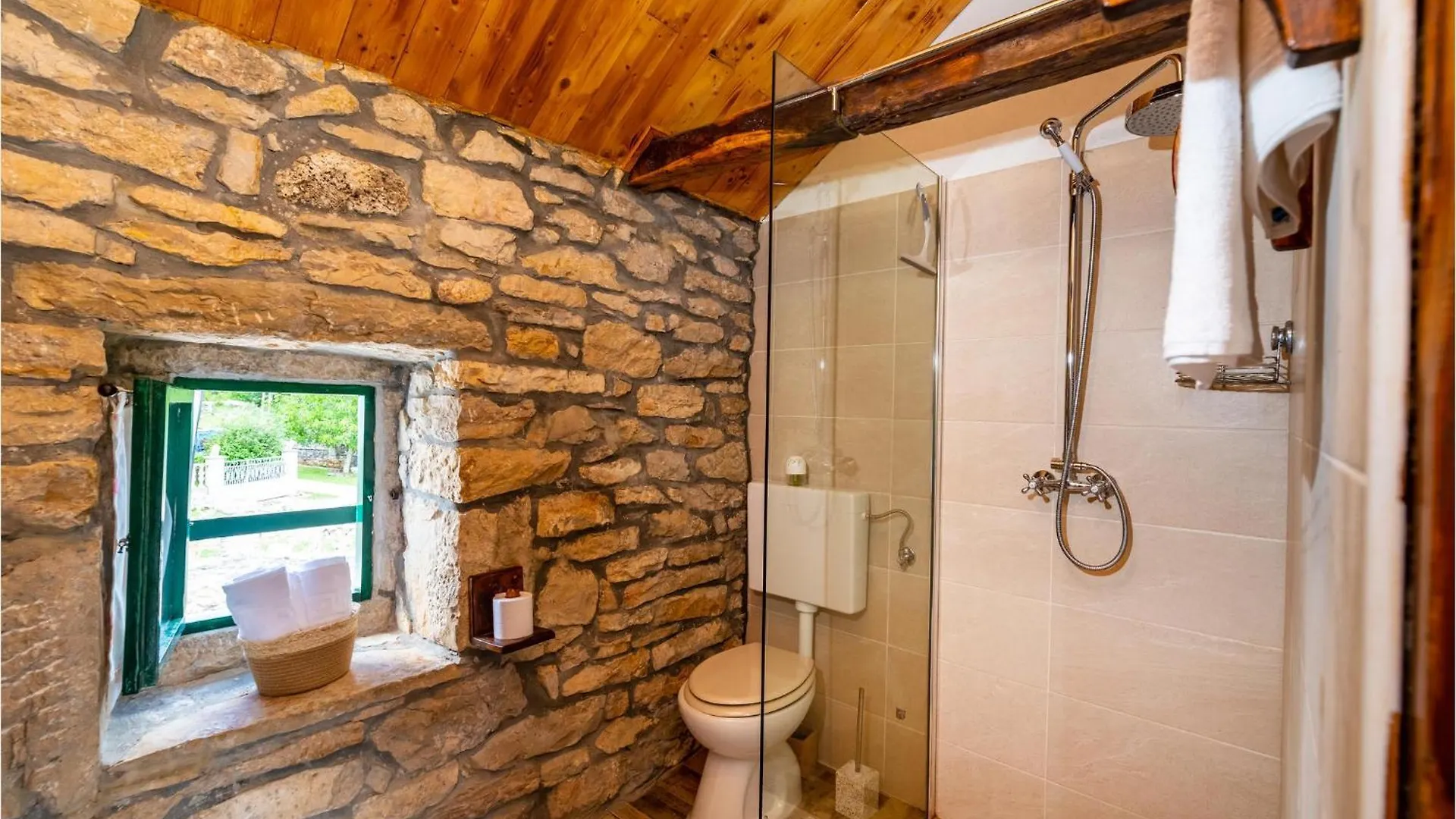 Gorgeous Home In Zelengrad With Kitchen Hébergement de vacances